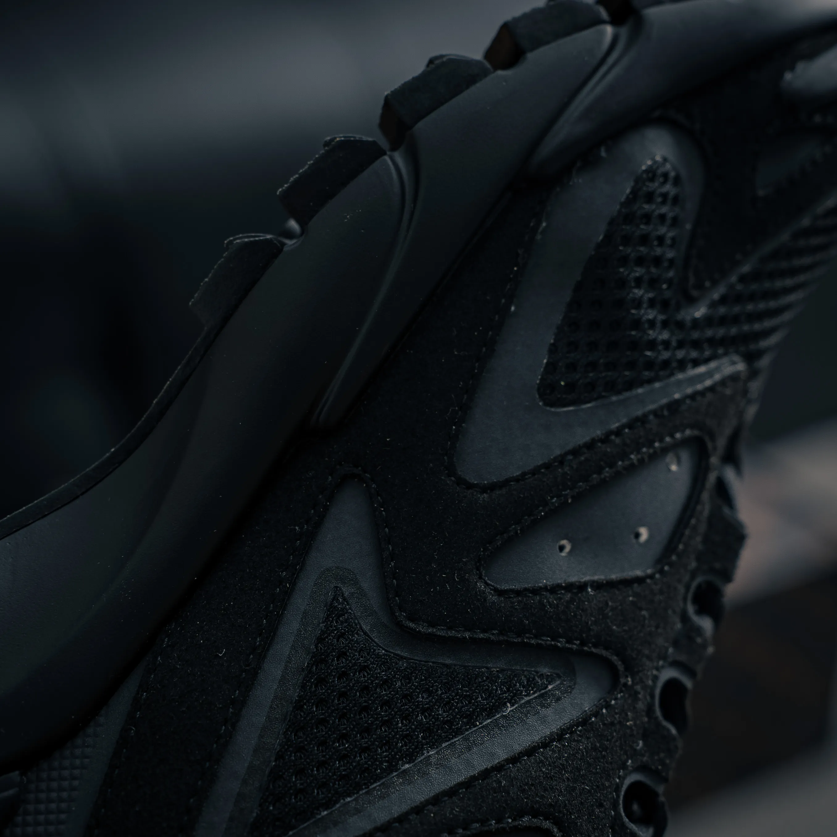 【YS 】 Premium LV Classic New Arrival Sneakers ✦ 1:1 ， ， ✦ Cowhide Leather Shoes ， LOGO ✦ + ，